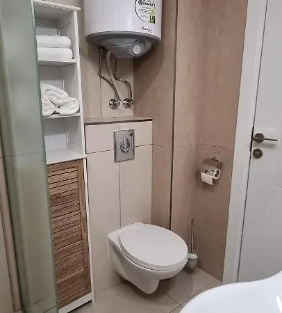 Balcony Bliss: The Black Sea Pearl Apartman Szveti Vlasz